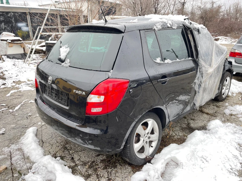 Skoda Fabia 1.6TDI, снимка 3 - Автомобили и джипове - 39476251