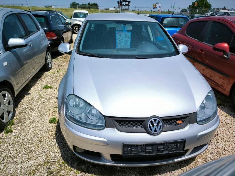 VW Golf 2.0I, снимка 2 - Автомобили и джипове - 46036692