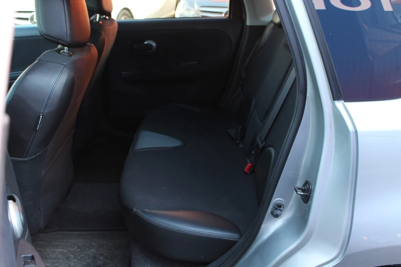 Nissan Note 1.4i16V CH, снимка 9 - Автомобили и джипове - 47438883