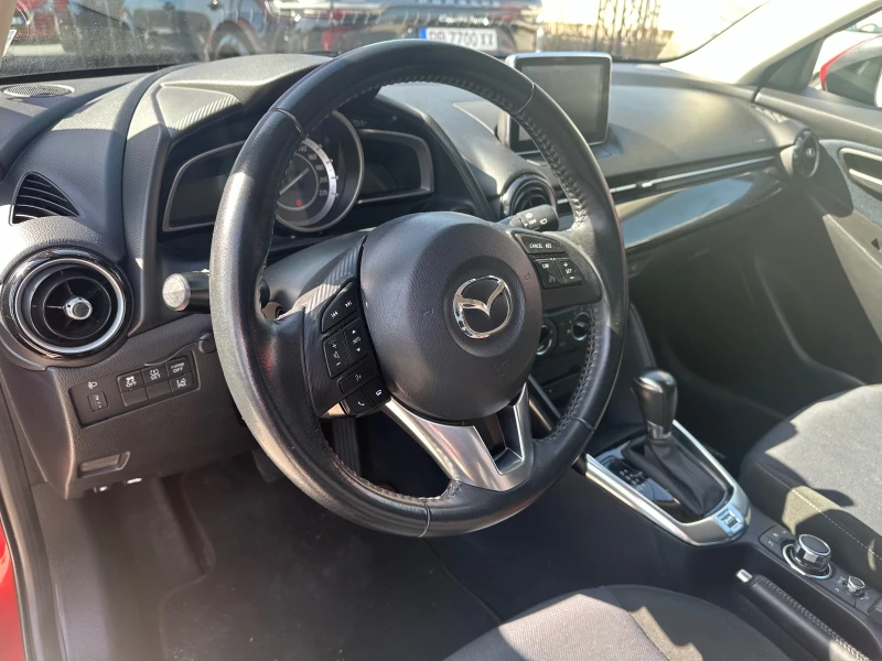 Mazda 2  1.5i16V Skyactiv-G Revol.Drive90PS реал.61900км, снимка 10 - Автомобили и джипове - 47465607