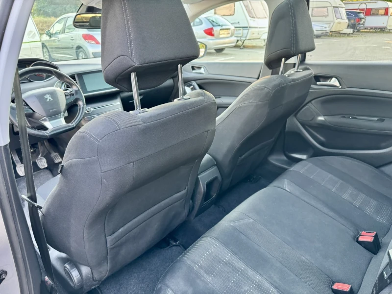 Peugeot 308 1.6 BlueHDI, снимка 13 - Автомобили и джипове - 52638496