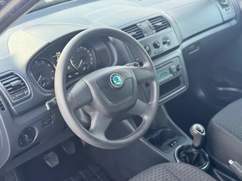Skoda Fabia Бензин* 2012г* Климатик* Германия, снимка 7 - Автомобили и джипове - 51334147