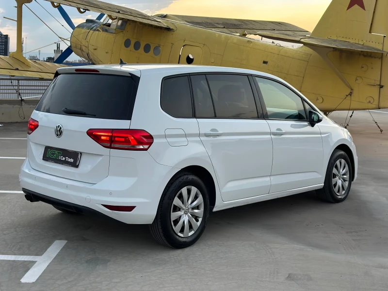 VW Touran 2.0tdi Automat, снимка 5 - Автомобили и джипове - 52218067