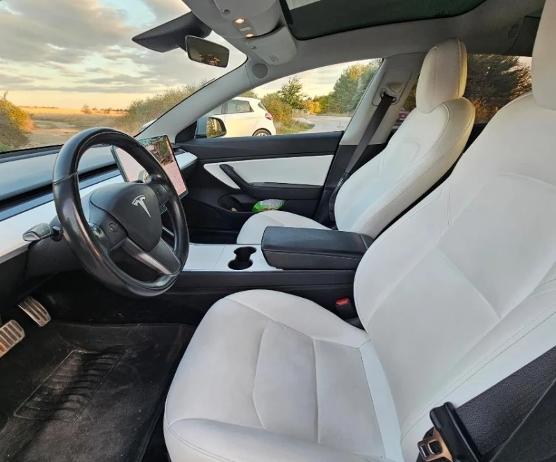 Tesla Model 3 Безплатно Зареждане Long Range 4x4, снимка 12 - Автомобили и джипове - 51773198