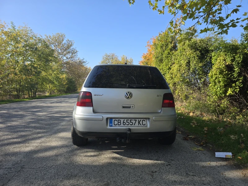 VW Golf, снимка 5 - Автомобили и джипове - 52263631