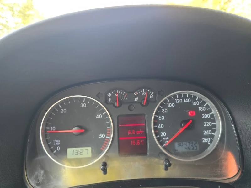 VW Golf, снимка 7 - Автомобили и джипове - 52263631