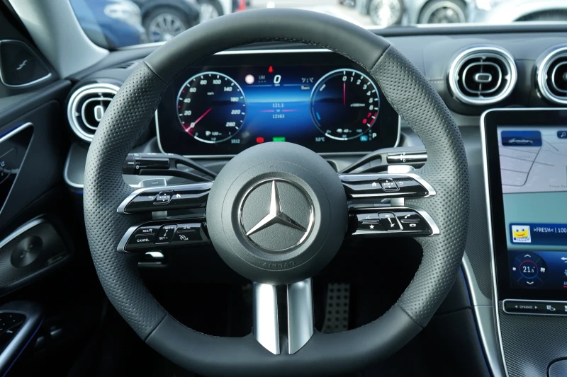Mercedes-Benz C 400 e* 4M* PLUG IN HYBRID* AMG* HEAD UP* BURMESTER , снимка 11 - Автомобили и джипове - 52635354