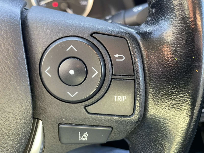 Toyota Corolla Luna 1.6 132hp, снимка 10 - Автомобили и джипове - 52653550