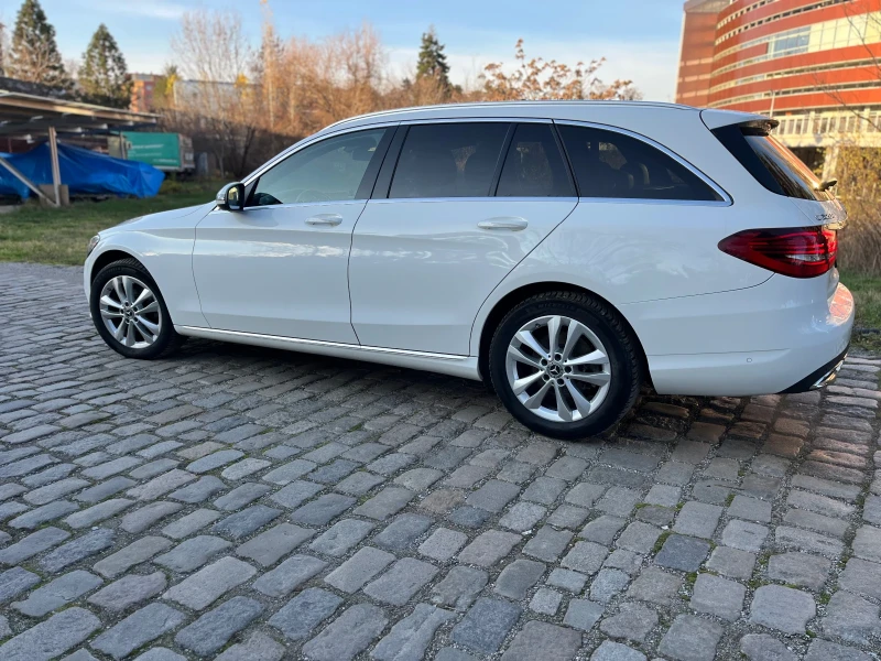 Mercedes-Benz C 220 220cdi LCI 4-MATIC, снимка 8 - Автомобили и джипове - 52709818