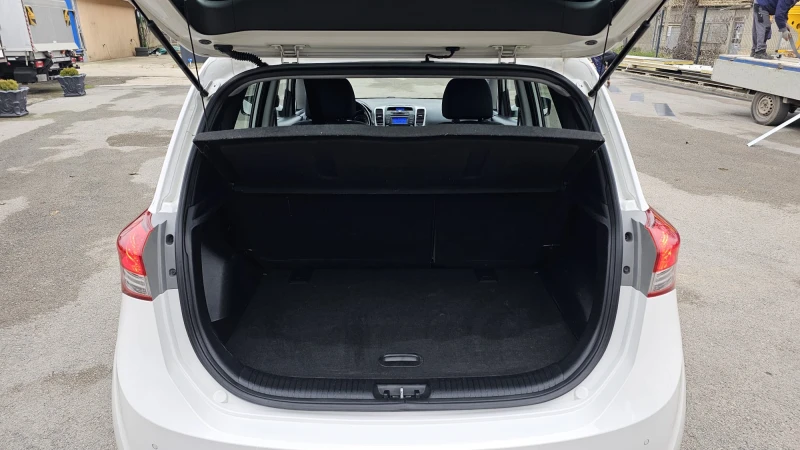Hyundai Ix20 1.6i Automatic CH-8бр.Джанти-СЕРВИЗНА ИСТ.-ЛИЗИНГ, снимка 15 - Автомобили и джипове - 52711171