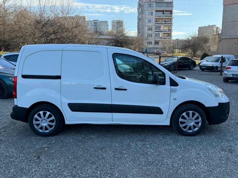 Citroen Berlingo 1.6HDI, снимка 4 - Автомобили и джипове - 52940981