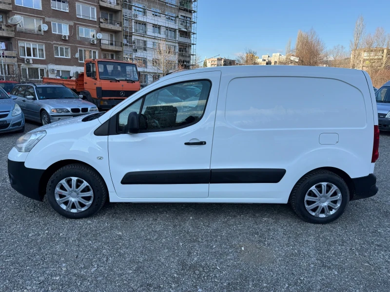 Citroen Berlingo 1.6HDI, снимка 8 - Автомобили и джипове - 52940981