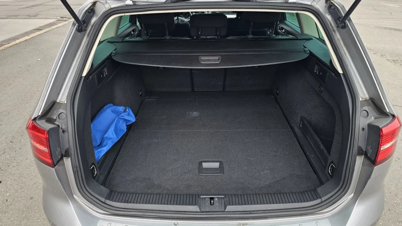 VW Passat 1.6TD-120к.с - 7G automat. , снимка 17 - Автомобили и джипове - 53294476