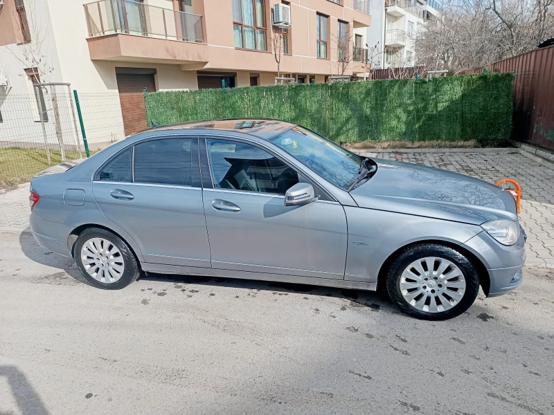 Mercedes-Benz 200, снимка 4 - Автомобили и джипове - 53575360