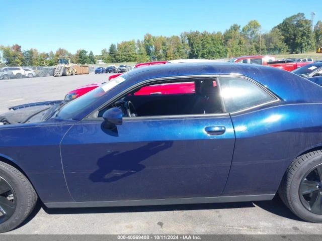 Dodge Challenger SXT, снимка 12 - Автомобили и джипове - 48483714