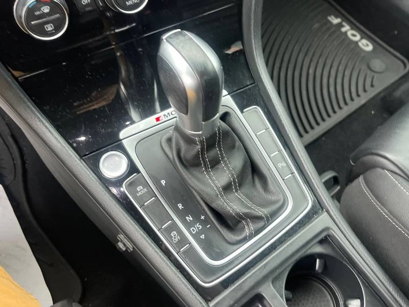 VW Golf R* 4MOTION* DSG* , снимка 11 - Автомобили и джипове - 53719235