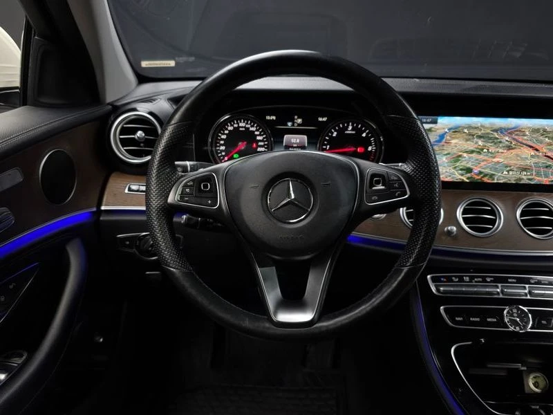 Mercedes-Benz E 220 E220d Exclusive| 143к.с.| ВКЛ.ТЕХНОТЕСТ, снимка 13 - Автомобили и джипове - 55217852