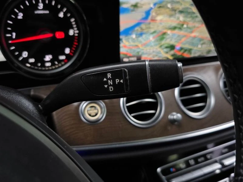 Mercedes-Benz E 220 E220d Exclusive| 143к.с.| ВКЛ.ТЕХНОТЕСТ, снимка 9 - Автомобили и джипове - 55217852