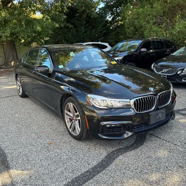 BMW 740 Xdrive40i , снимка 2 - Автомобили и джипове - 56623994
