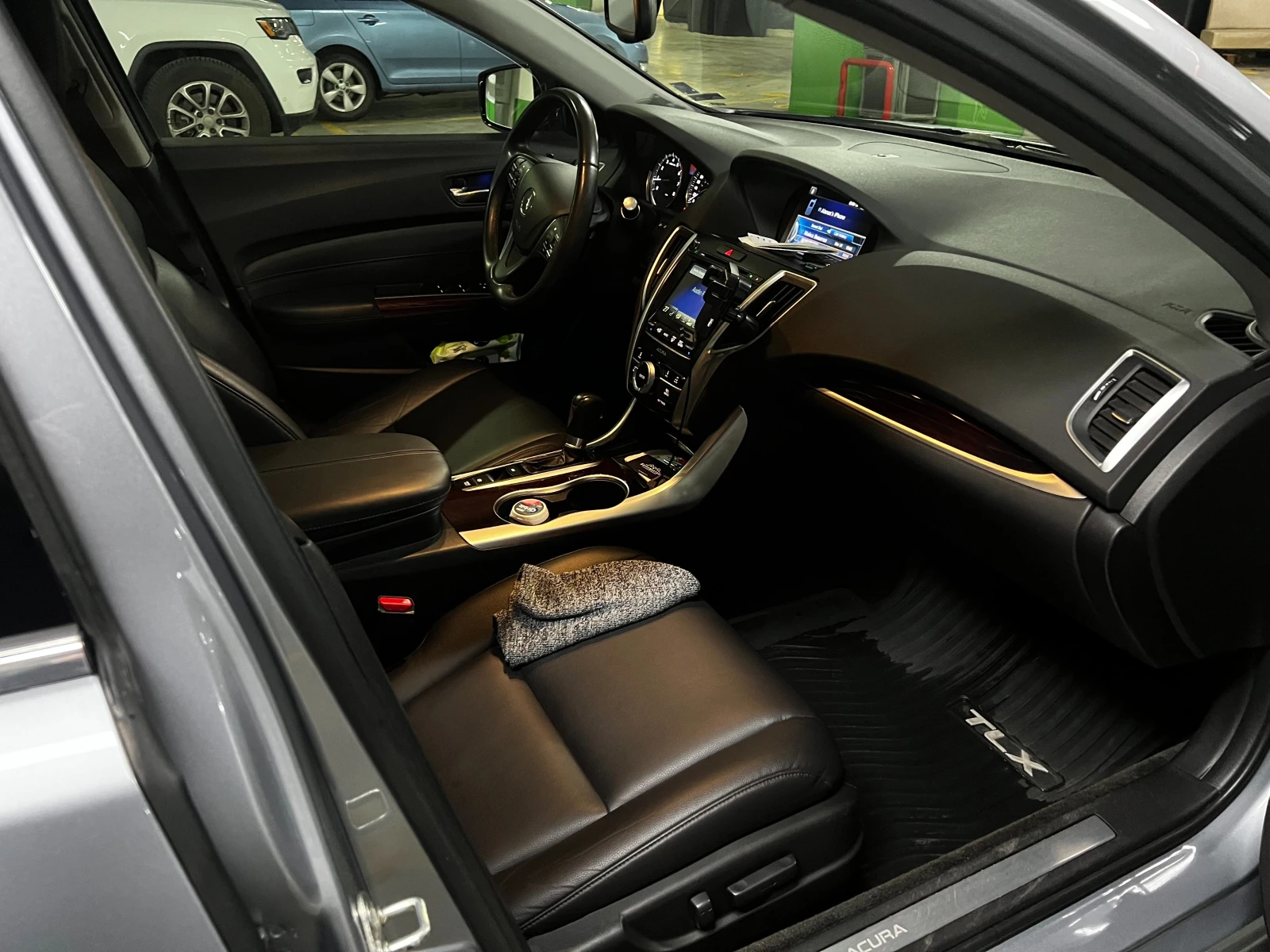 Acura TLX | Mobile.bg   12