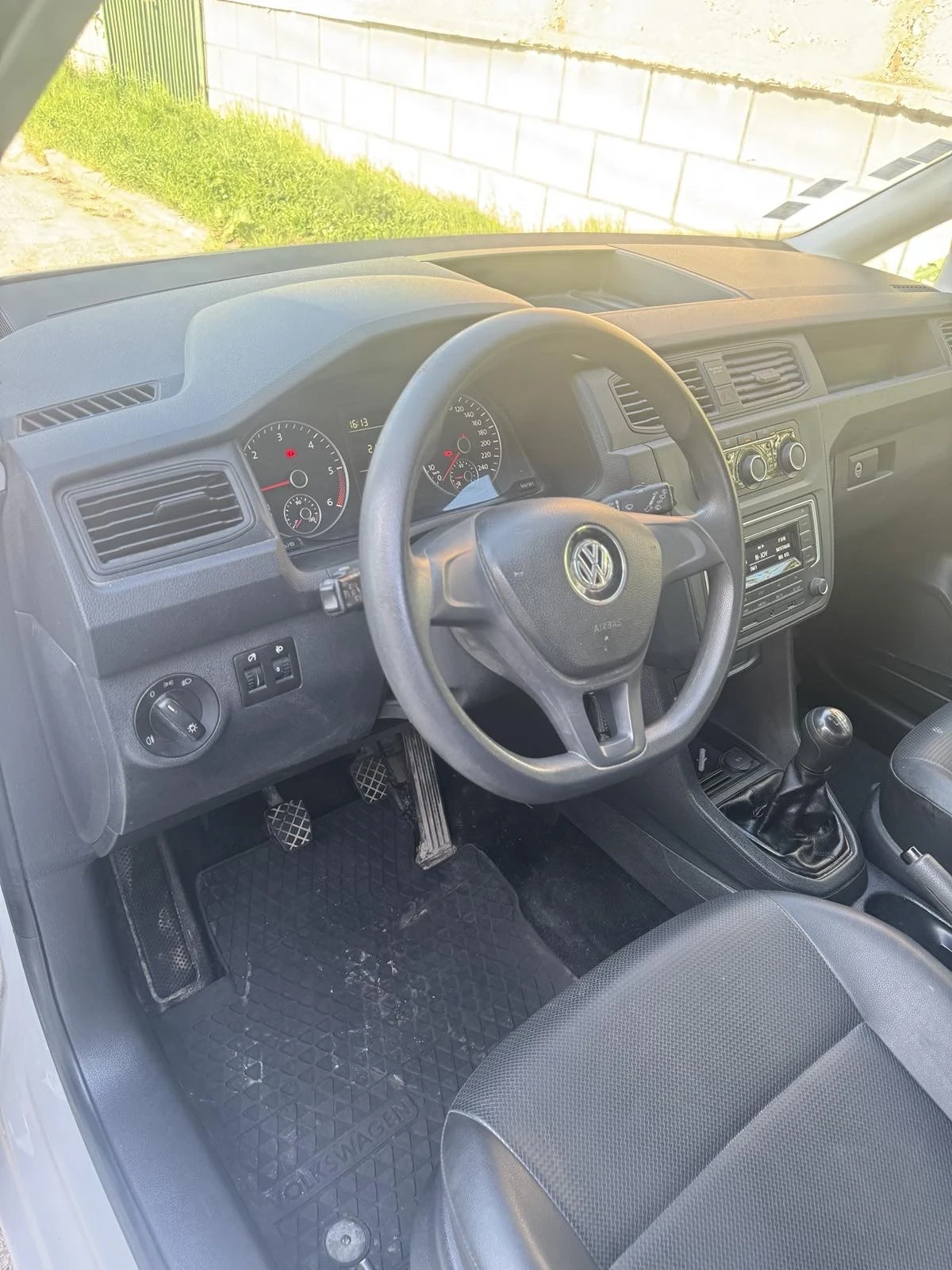 VW Caddy  - изображение 6