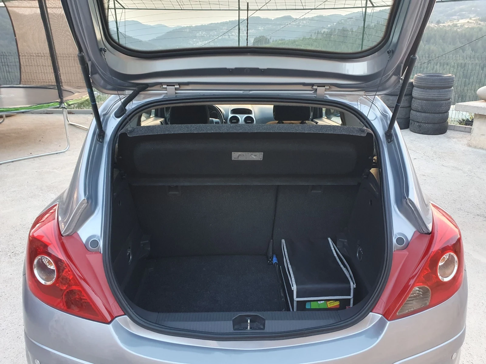 Opel Corsa 1.2i 16V ECOTEC (80 Hp) - изображение 7