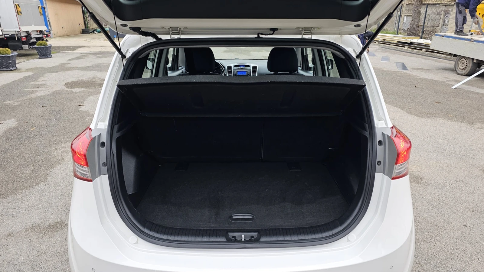 Hyundai Ix20 1.6i Automatic CH-8.- .- | Mobile.bg   15