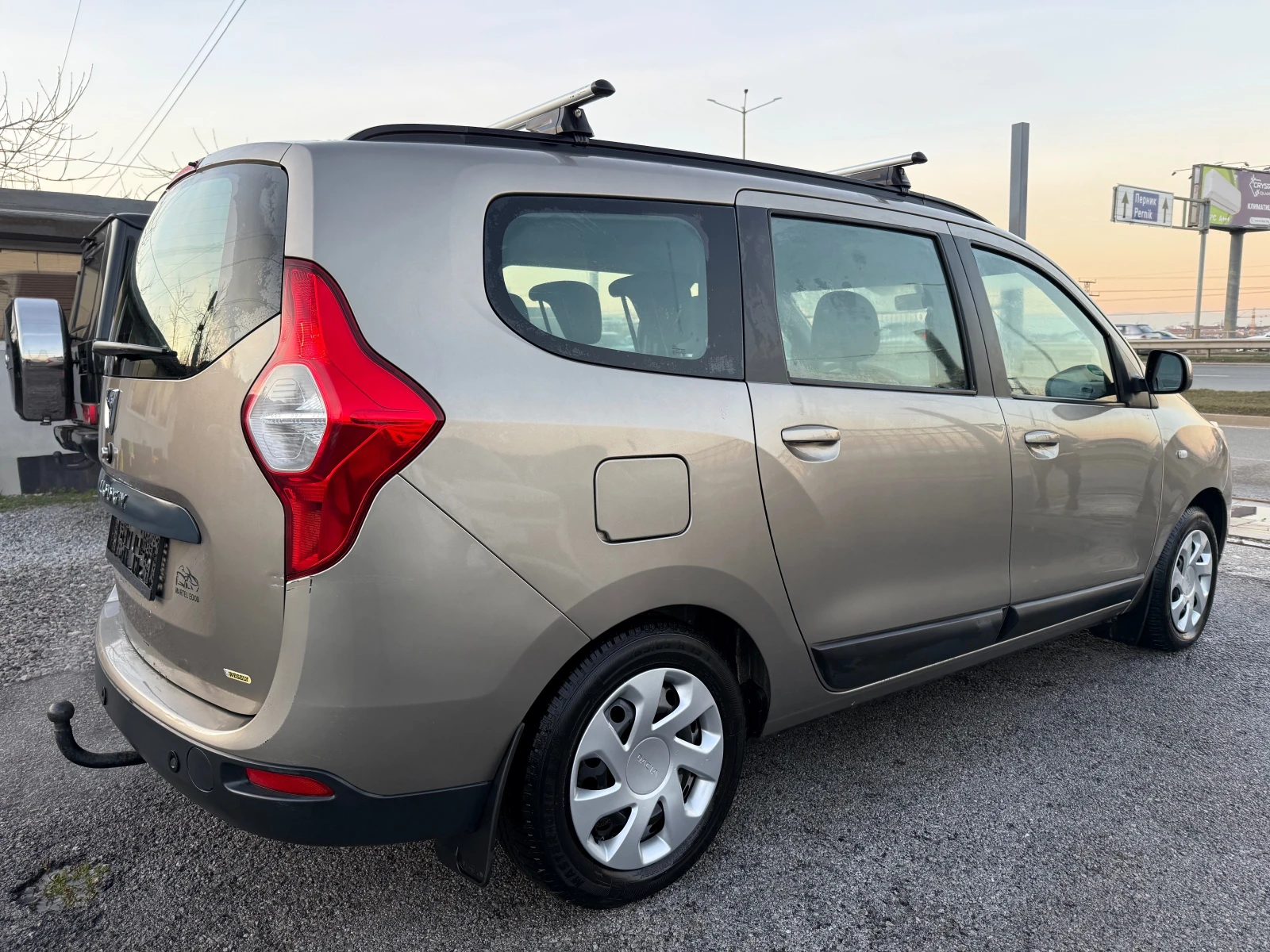 Dacia Lodgy 1.2 i /// | Mobile.bg   4