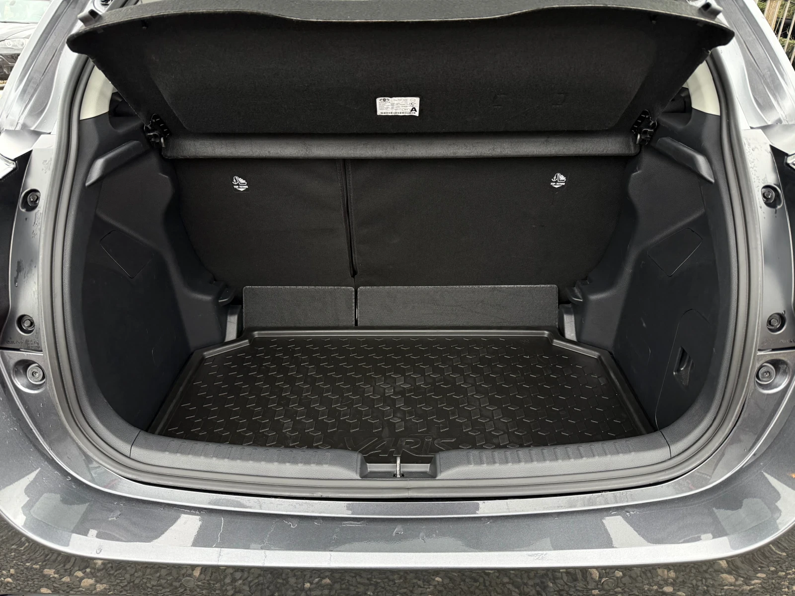 Toyota Yaris 1.5 Hybrid Lounge Premium �������� | Mobile.bg � ����������� 9