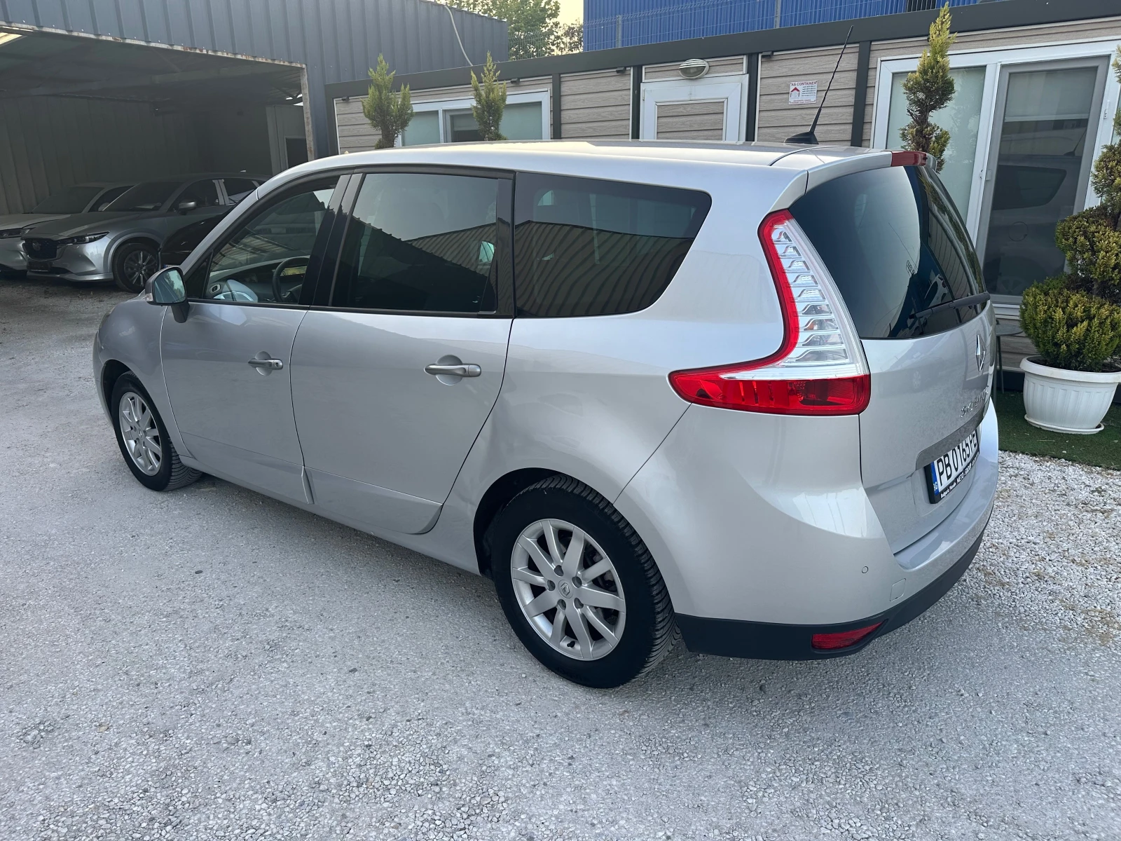 Renault Grand scenic 1.9dci 131k.c.Сервизна книжка 149000км - изображение 5