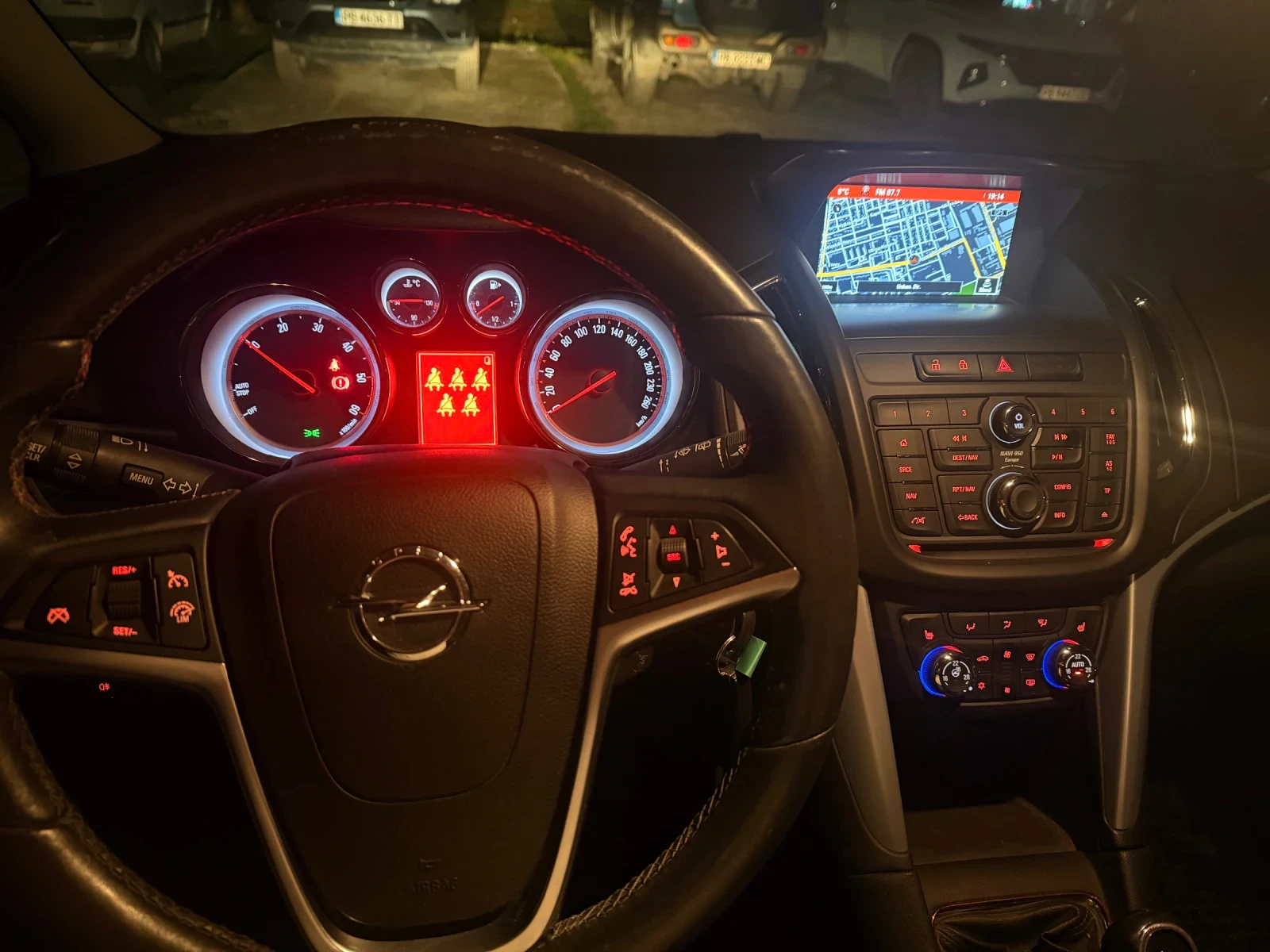 Opel Zafira 7 МЕСТА, снимка 10 - Автомобили и джипове - 53468785