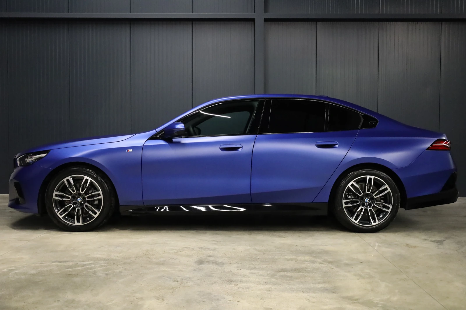 BMW 520 Xdrive* Msport Paket* FULL LED LIGHTS* 360*  - изображение 3