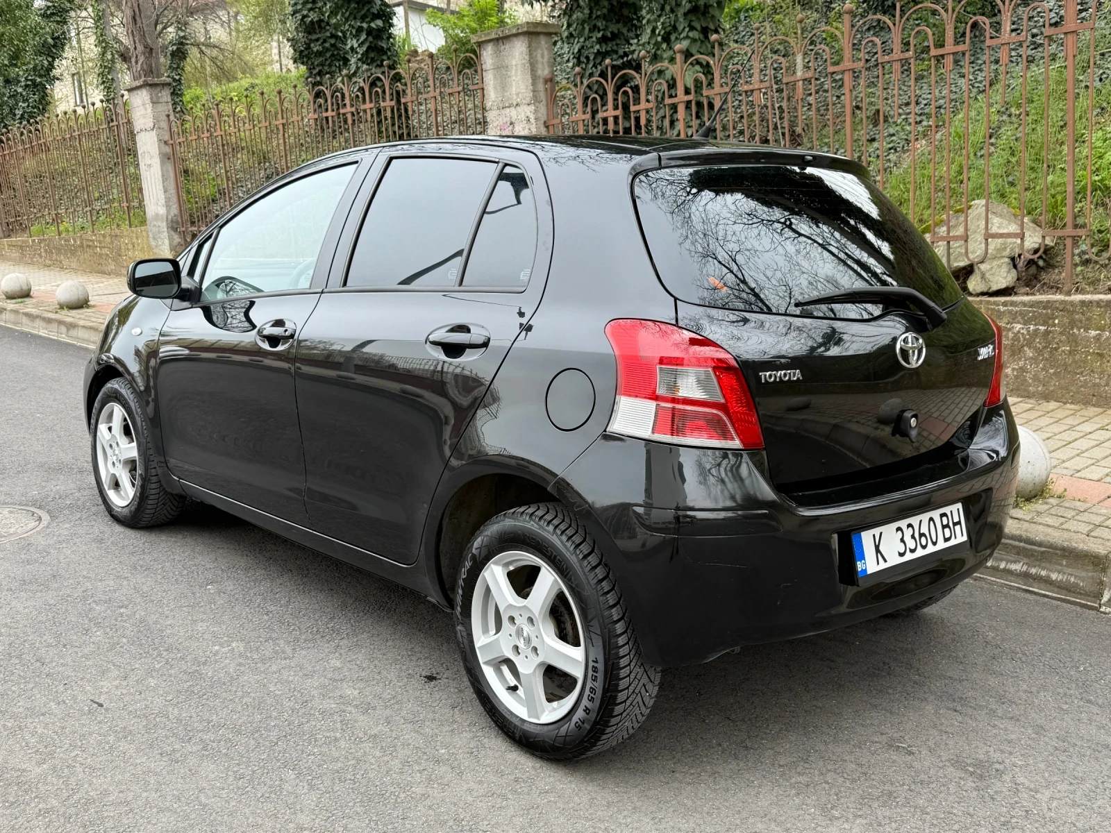 Toyota Yaris 1.4D/90к.с-/ 6ск, снимка 5 - Автомобили и джипове - 54218825