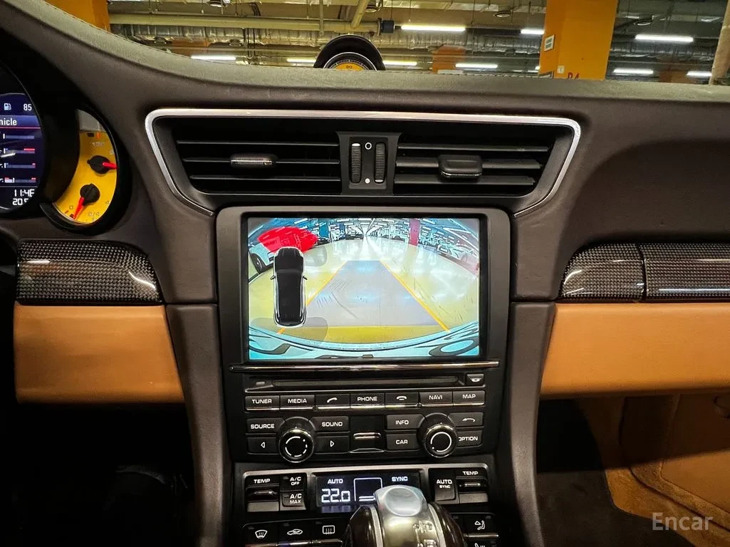 Porsche 911 TURBO* CABRIO* CHRONO* ОБДУХВАНЕ* CERAMIC* BOSE, снимка 14 - Автомобили и джипове - 54597433