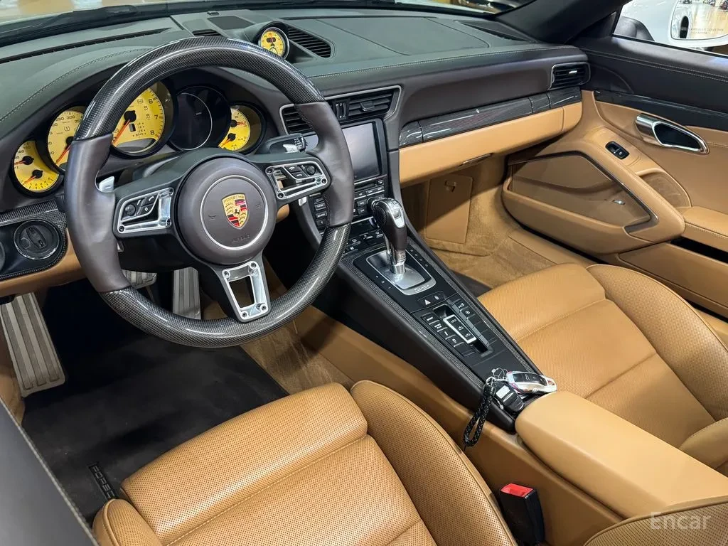 Porsche 911 TURBO* CABRIO* CHRONO* ОБДУХВАНЕ* CERAMIC* BOSE, снимка 7 - Автомобили и джипове - 54597433