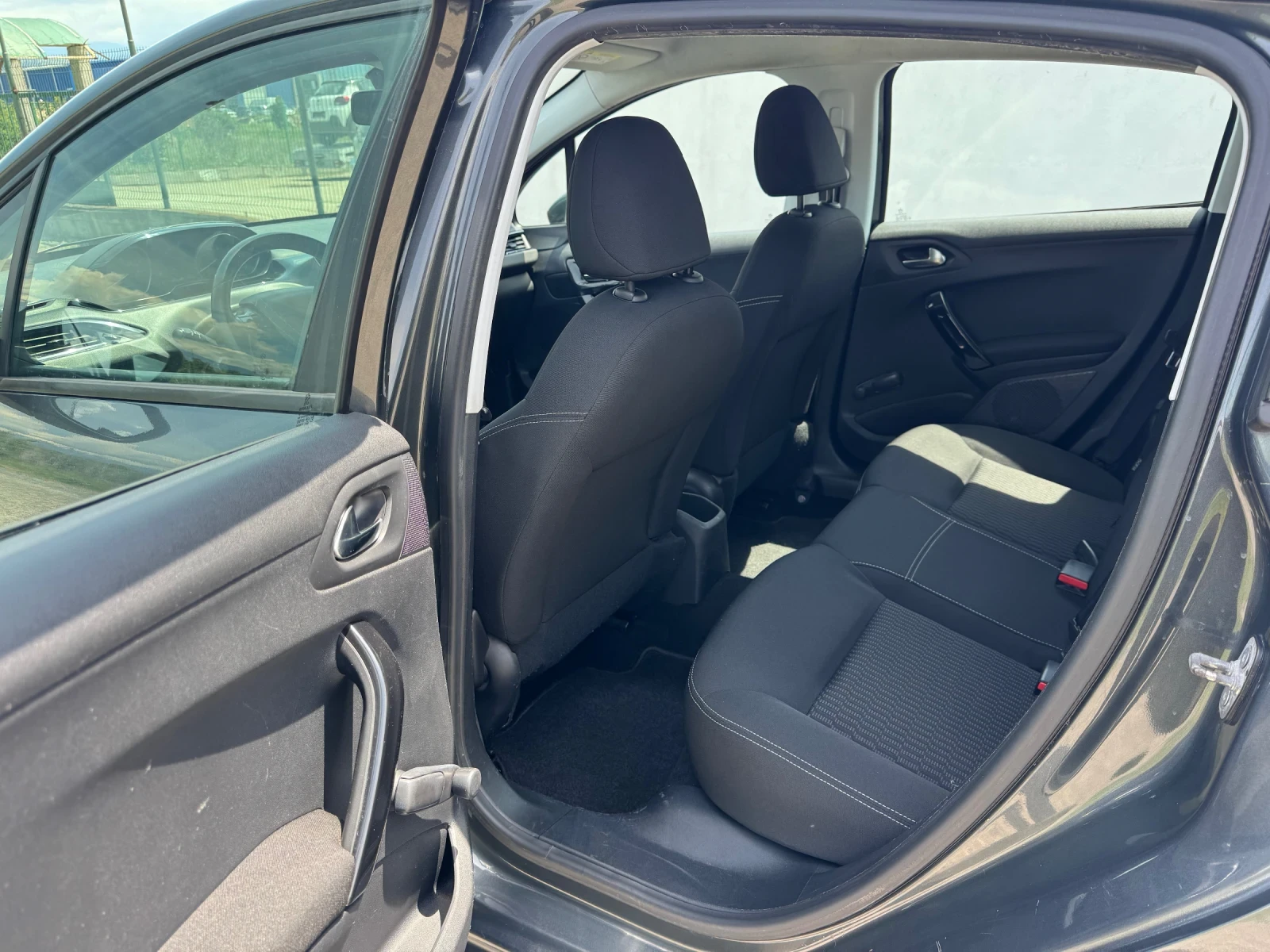 Peugeot 208 1.2i * ALLURE* LPG*  | Mobile.bg � ����������� 15