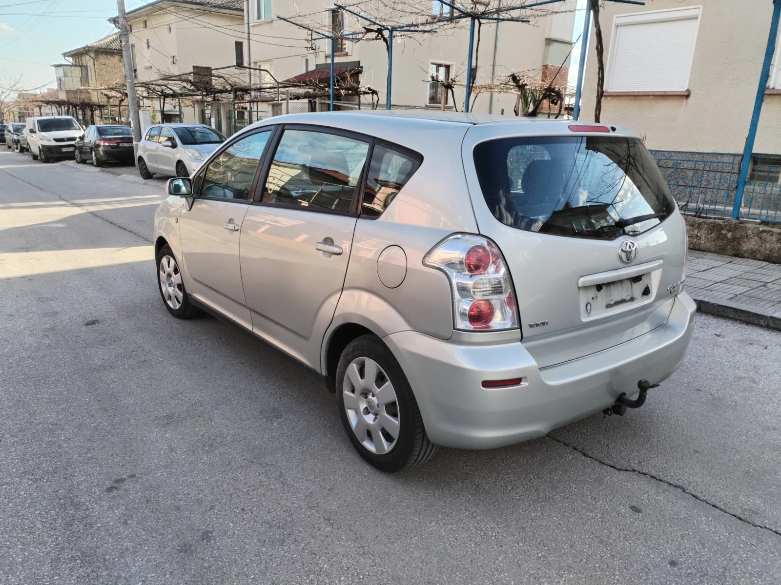 Toyota Corolla verso 1, 6 vvti , снимка 2 - Автомобили и джипове - 54668917