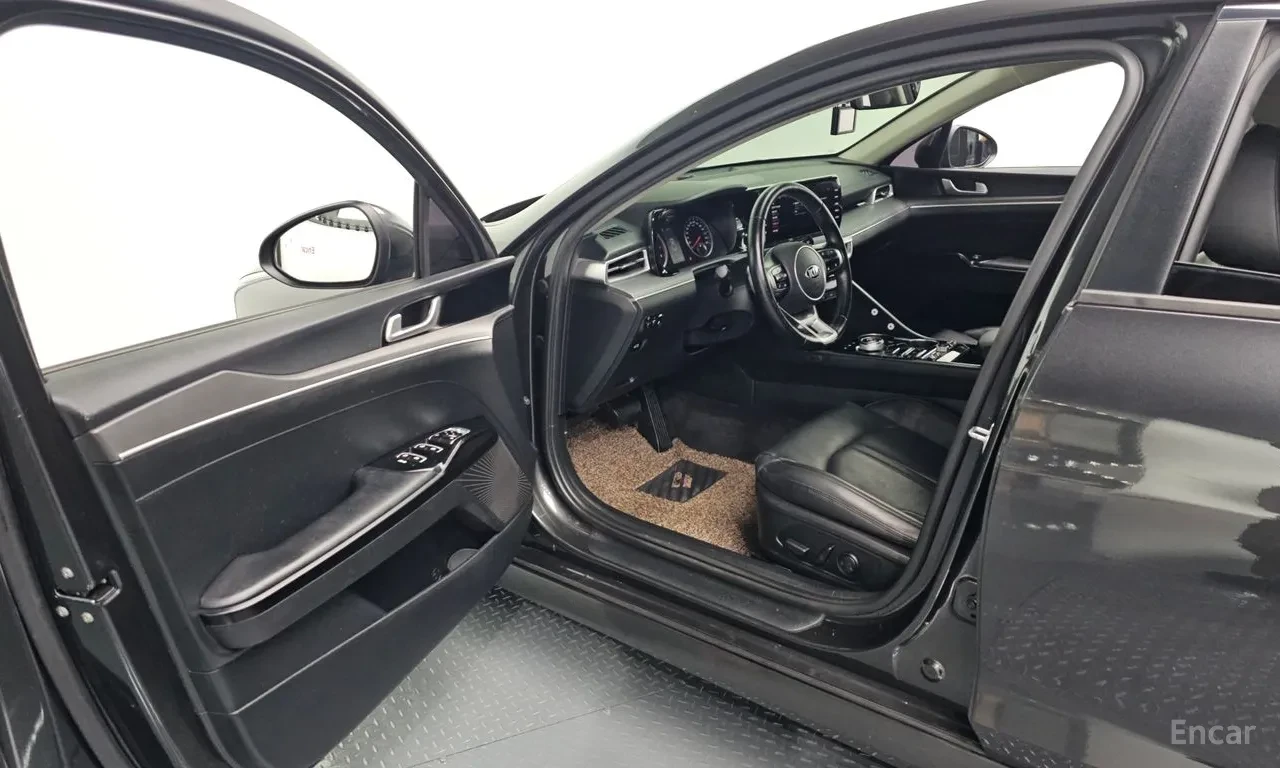 Kia K5, снимка 14 - Автомобили и джипове - 54689020