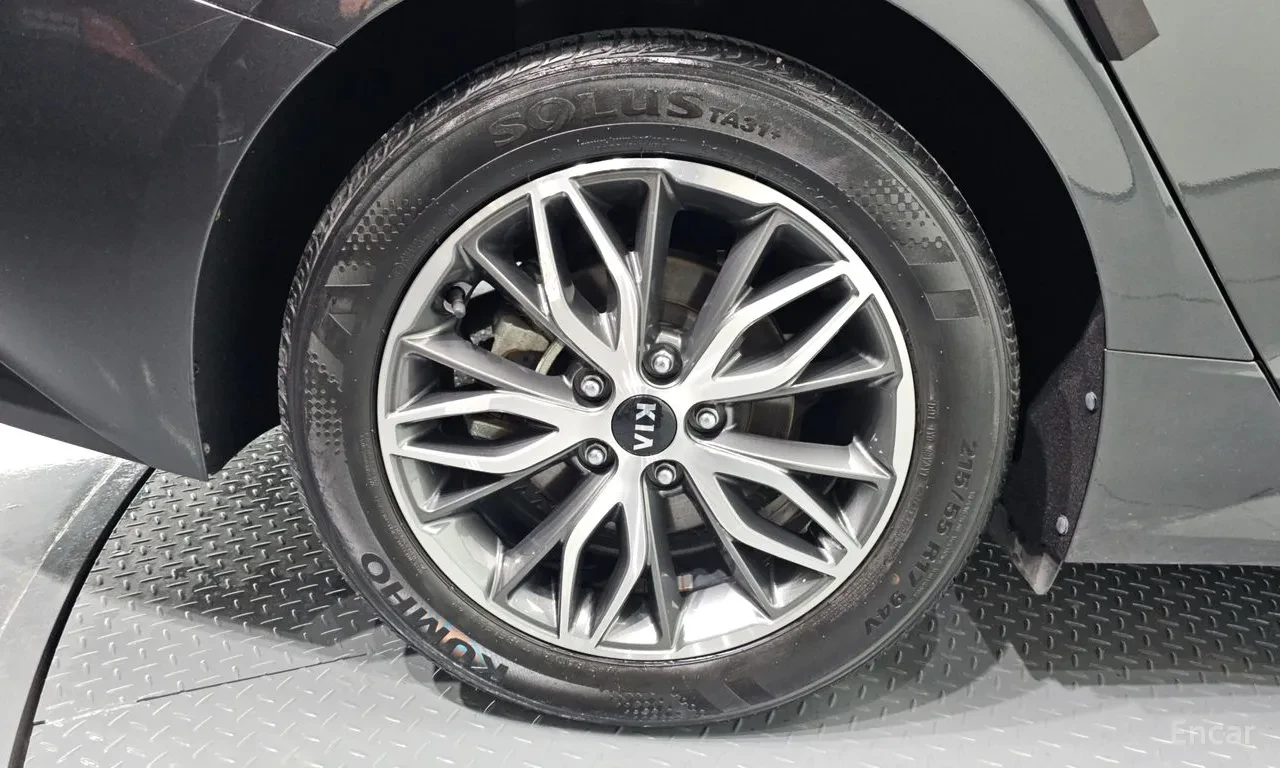 Kia K5, снимка 5 - Автомобили и джипове - 54689020