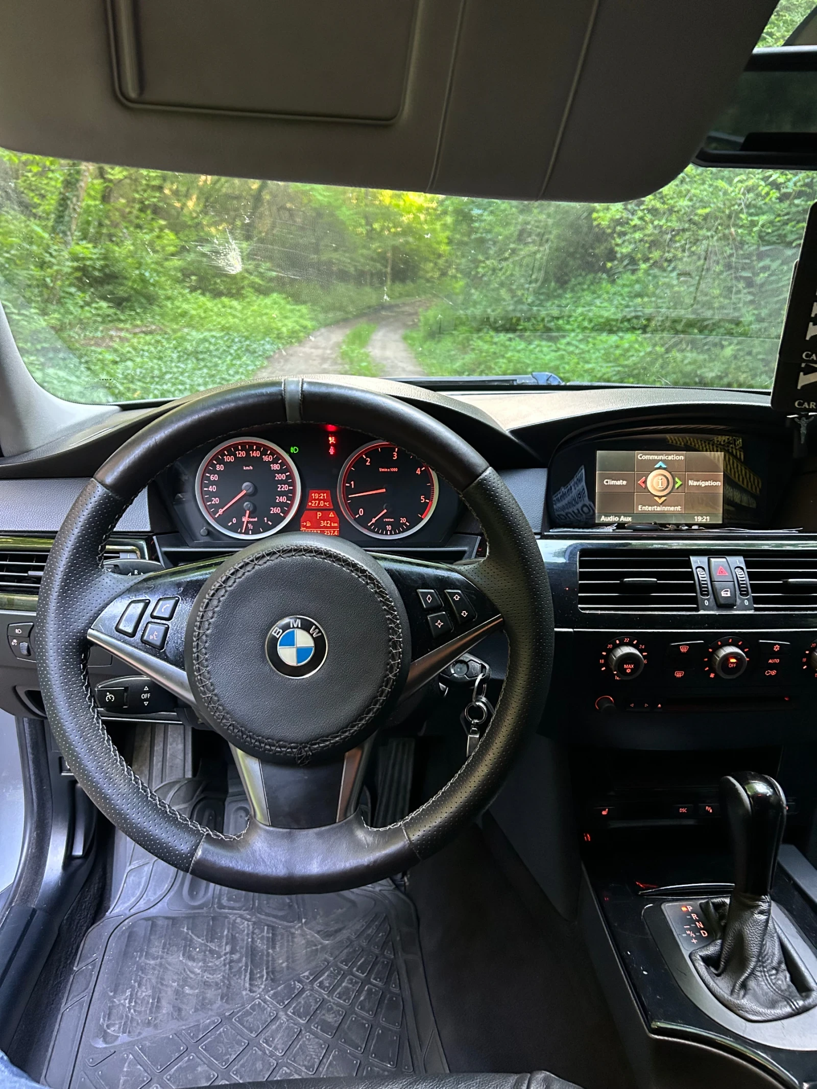 BMW 530, снимка 10 - Автомобили и джипове - 55666957