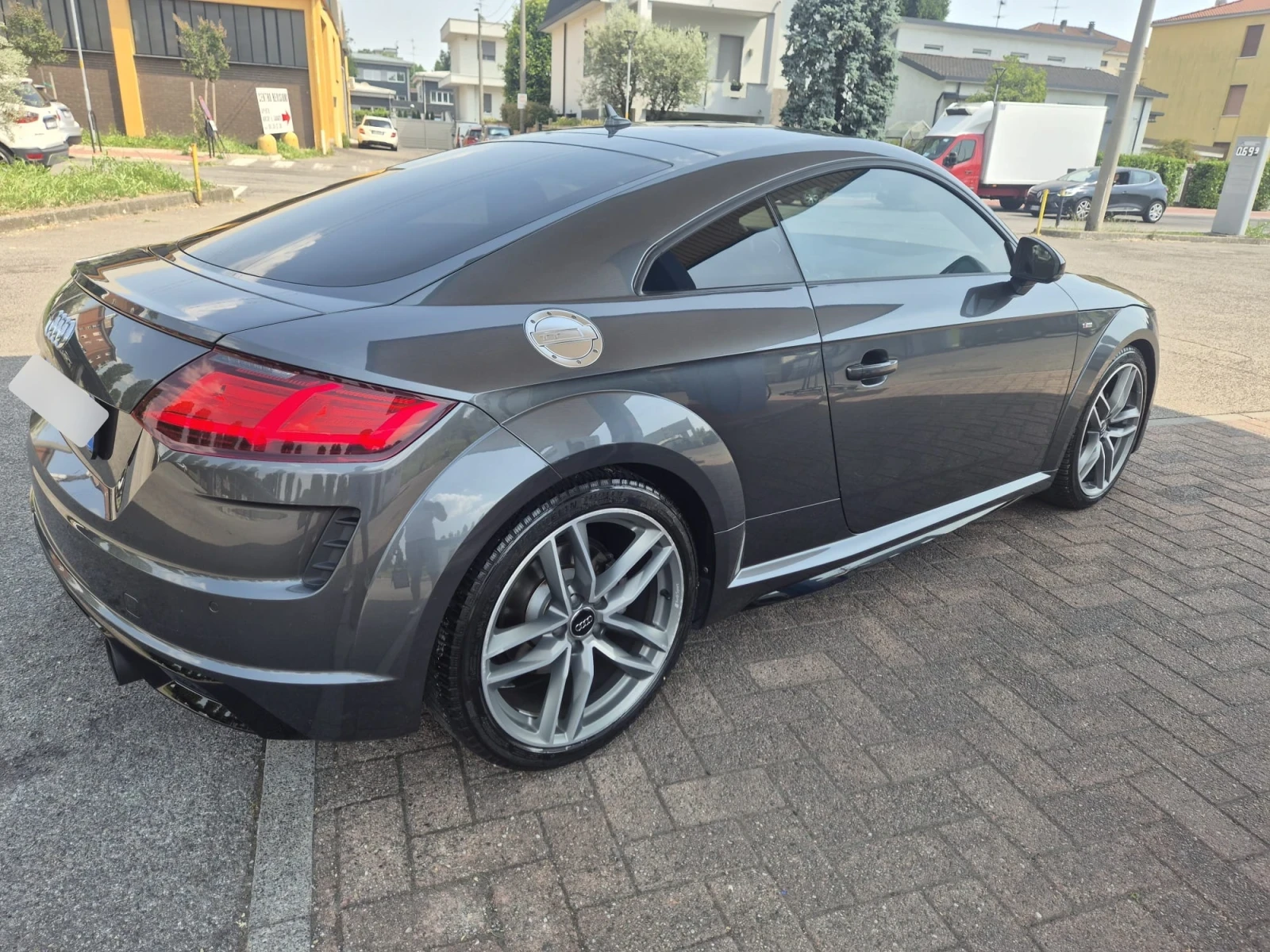 Audi Tt S-line, снимка 2 - Автомобили и джипове - 55116190