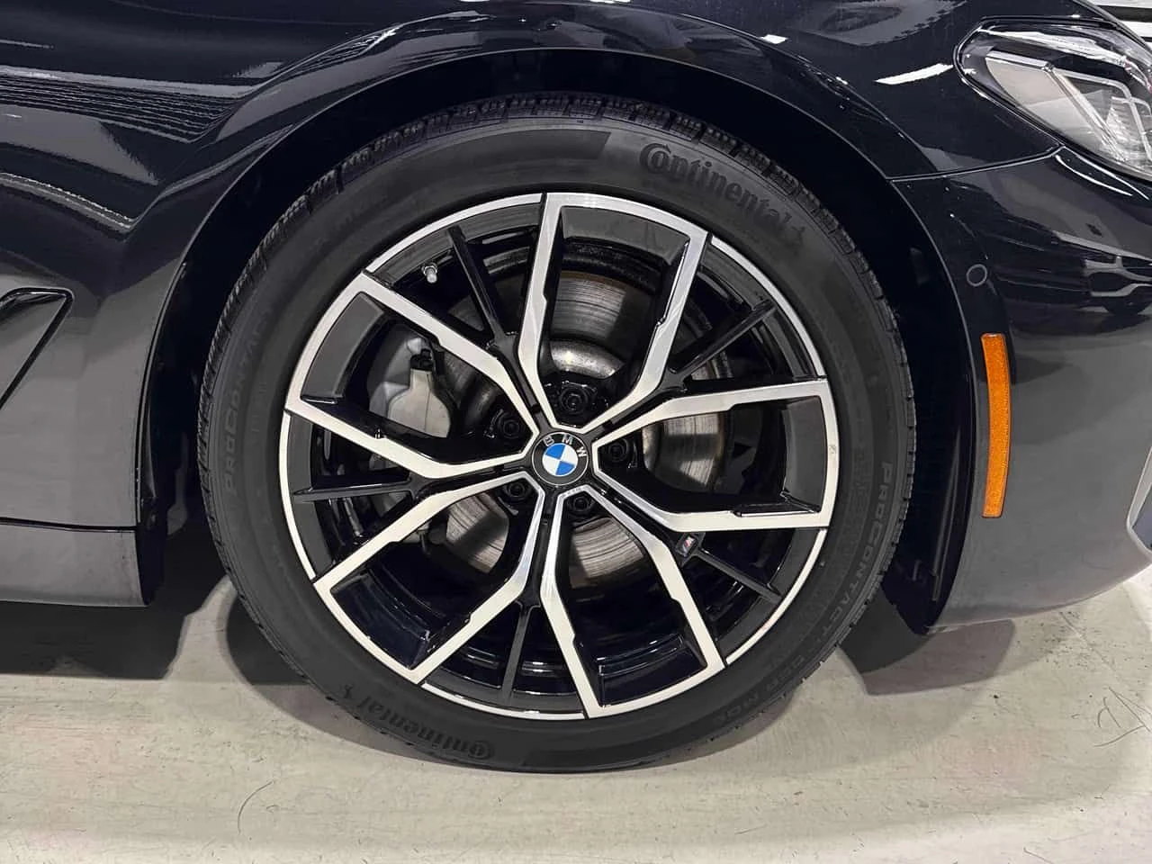 BMW 530 i xDrive/ШИБИДАХ/БЕЗ ИНЦИДЕНТИ, снимка 6 - Автомобили и джипове - 55183596