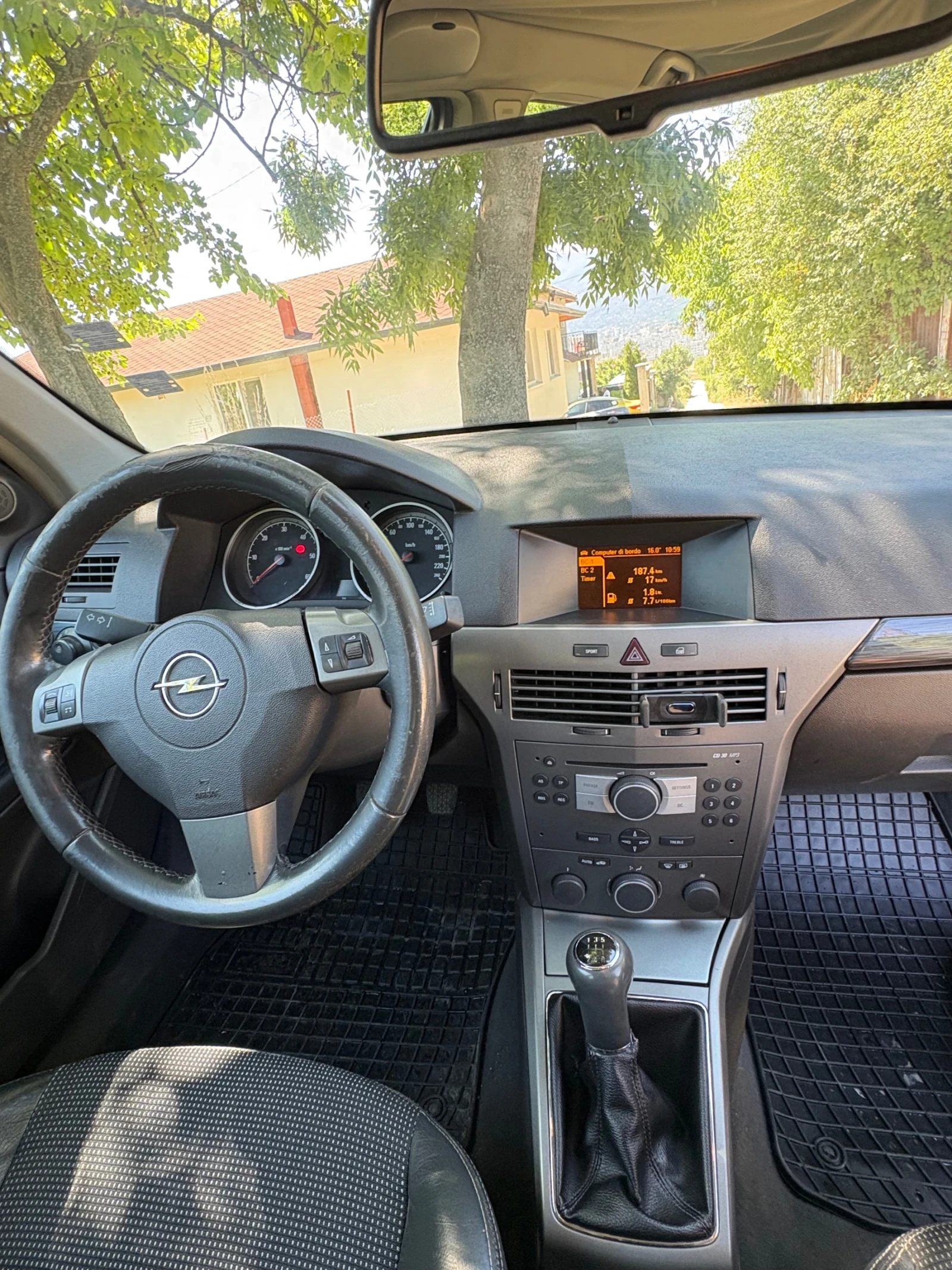 Opel Astra 1.7cdti, снимка 6 - Автомобили и джипове - 55242825