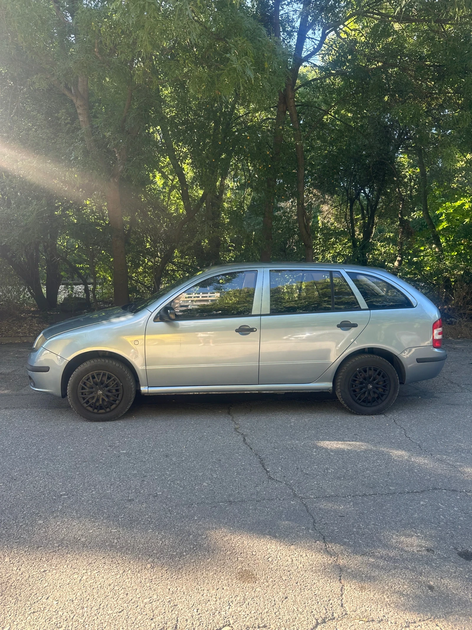 Skoda Fabia    1.2 12V 64 к.с. (47 kW), снимка 4 - Автомобили и джипове - 55513453