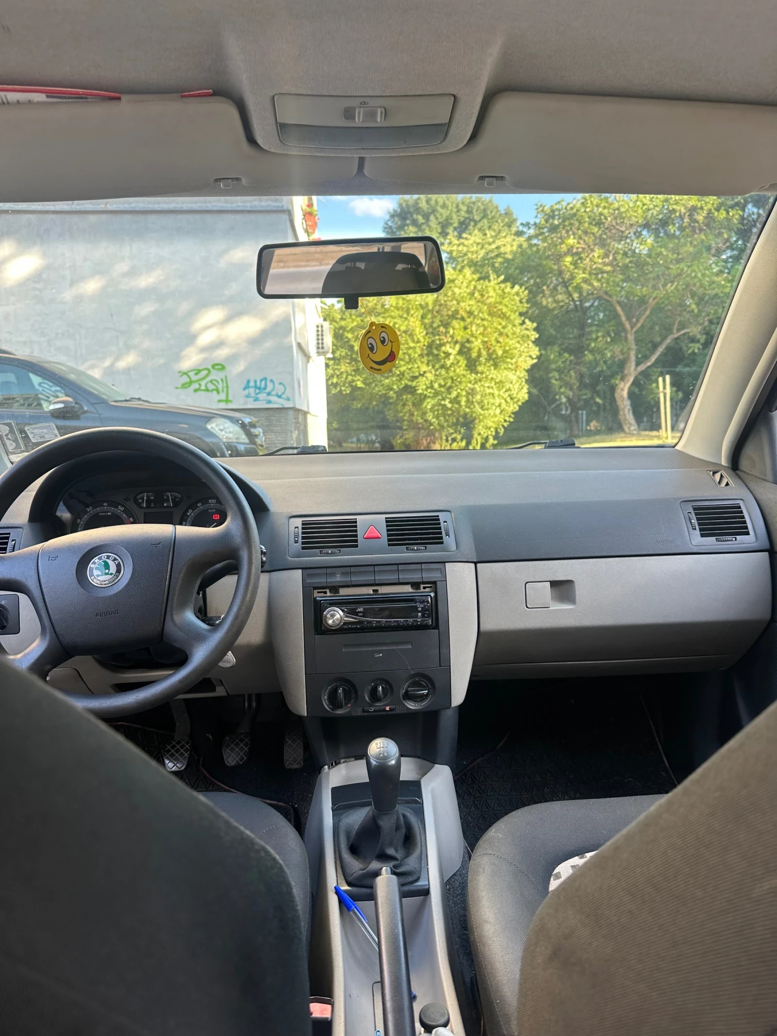 Skoda Fabia    1.2 12V 64 к.с. (47 kW), снимка 12 - Автомобили и джипове - 55513453