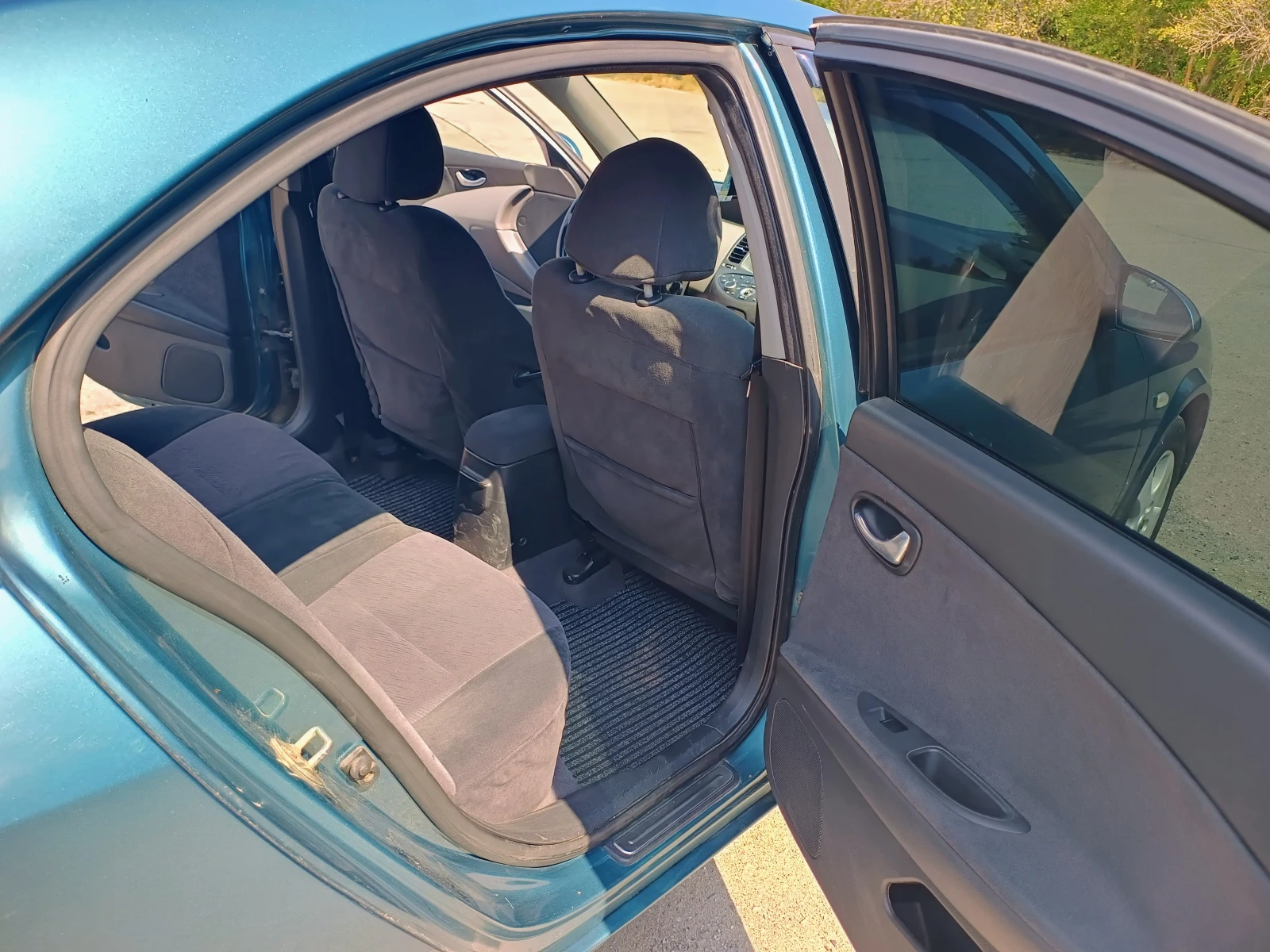Nissan Primera, снимка 8 - Автомобили и джипове - 55778449