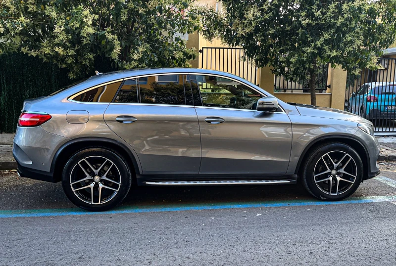 Mercedes-Benz GLE Coupe AMG 4MATIC 9G-Tronic, снимка 4 - Автомобили и джипове - 47134245