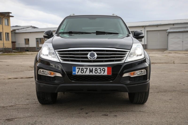 SsangYong Rexton 2.2 E-XDI EURO6  7 G-TRONIC 7 местен, снимка 2 - Автомобили и джипове - 52971008