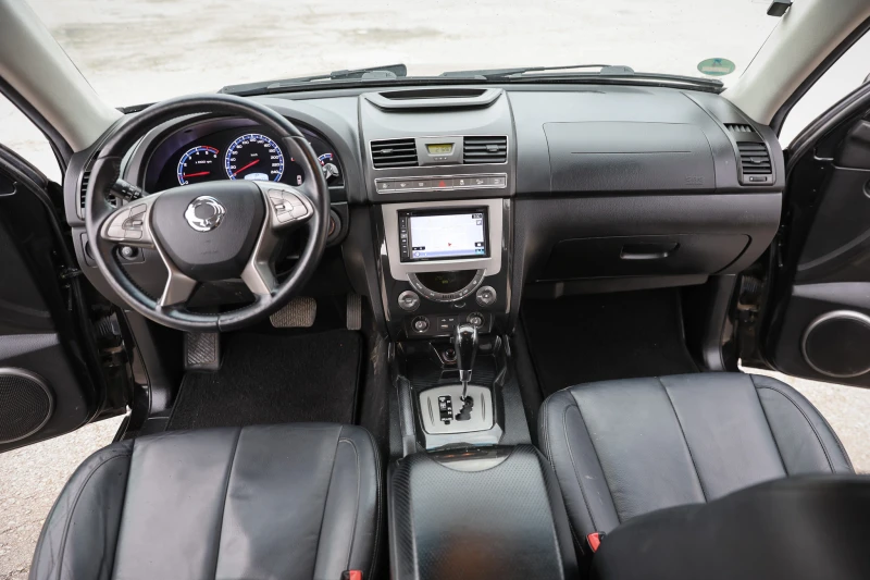 SsangYong Rexton 2.2 E-XDI EURO6  7 G-TRONIC 7 местен, снимка 11 - Автомобили и джипове - 52971008