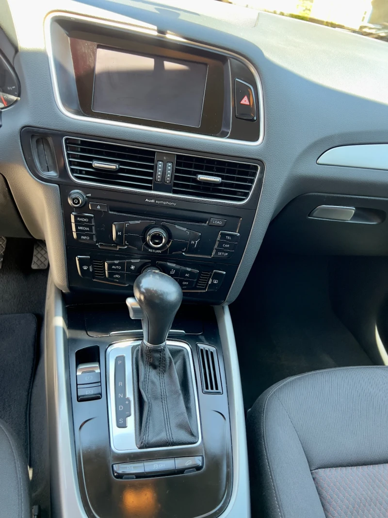 Audi Q5, снимка 10 - Автомобили и джипове - 53104183